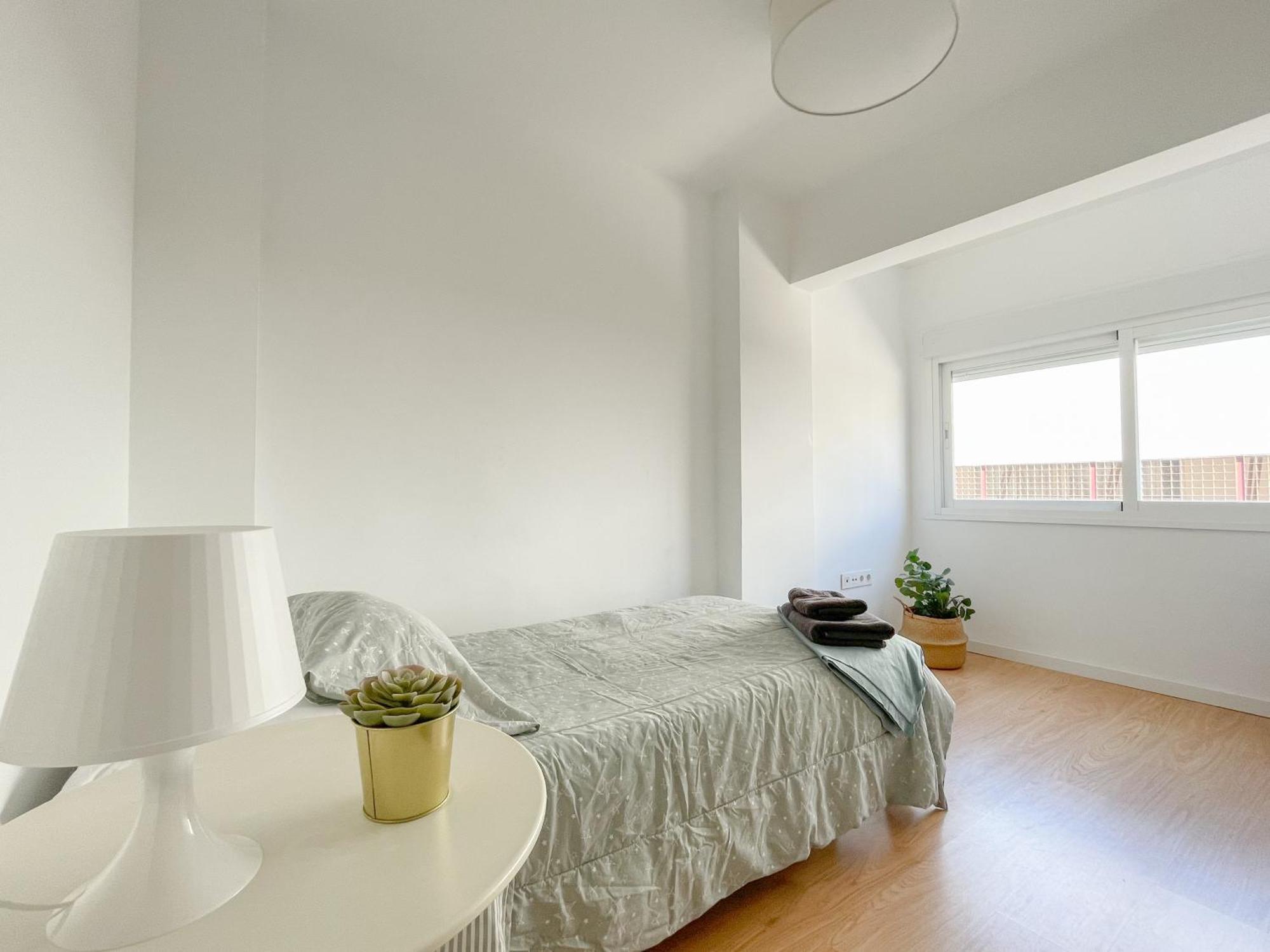 Moderno Apartamento Plz De La Merced Málaga Esterno foto
