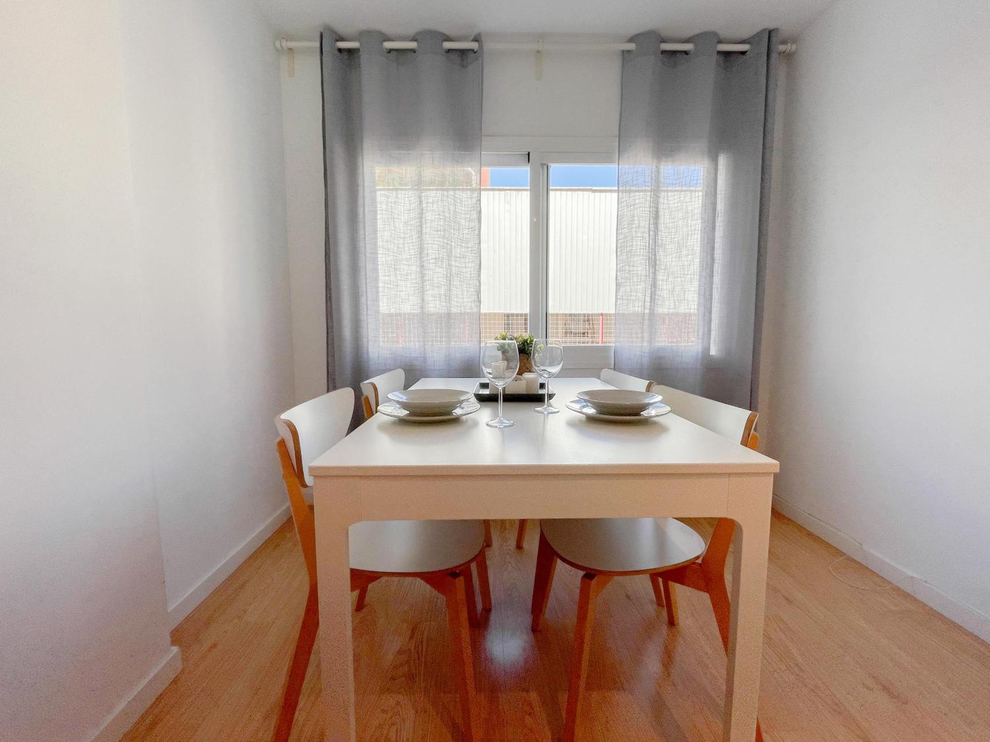 Moderno Apartamento Plz De La Merced Málaga Esterno foto