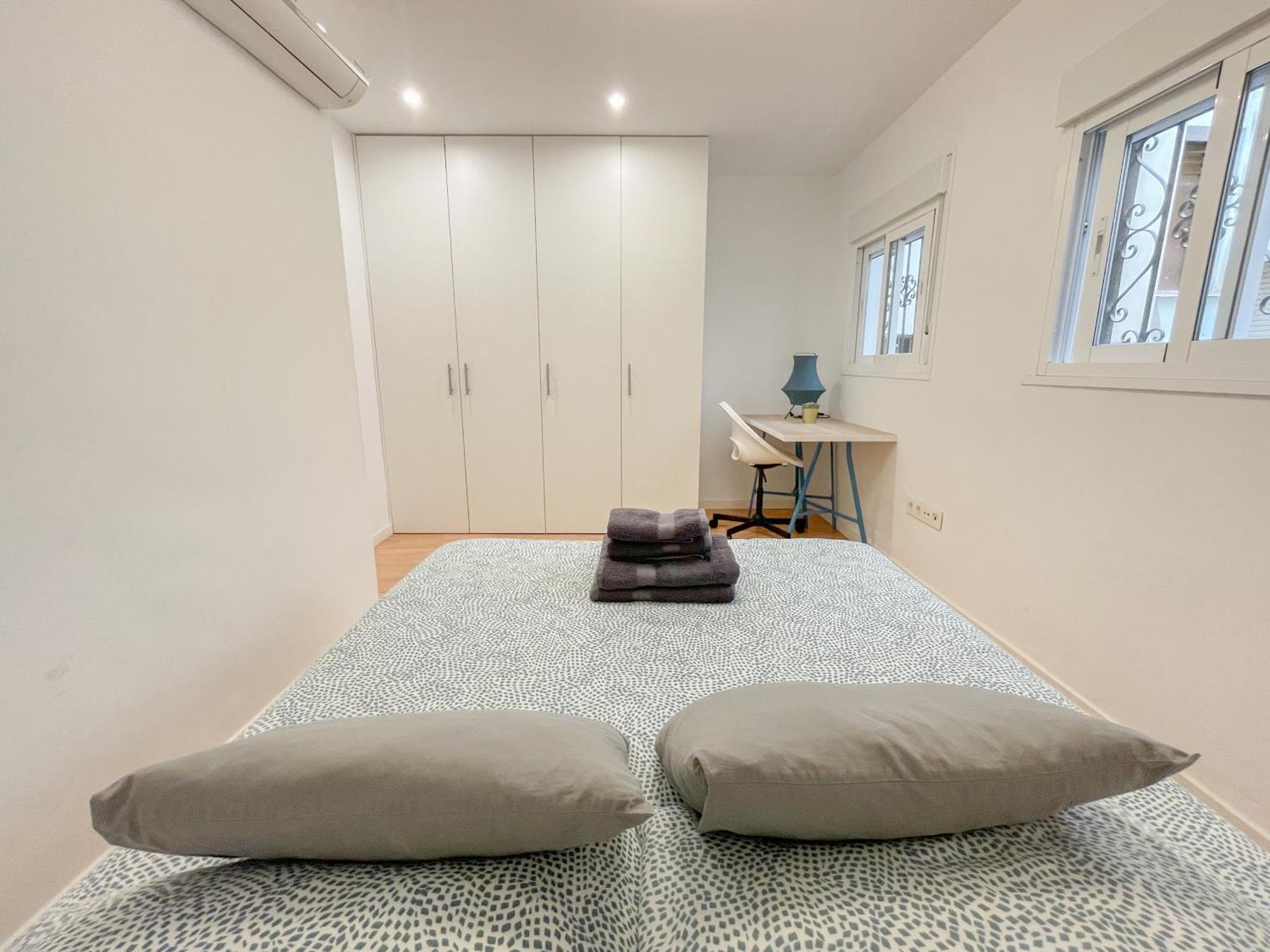 Moderno Apartamento Plz De La Merced Málaga Esterno foto